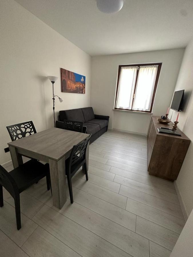 Cavour Apartment Center Bardolino Ngoại thất bức ảnh
