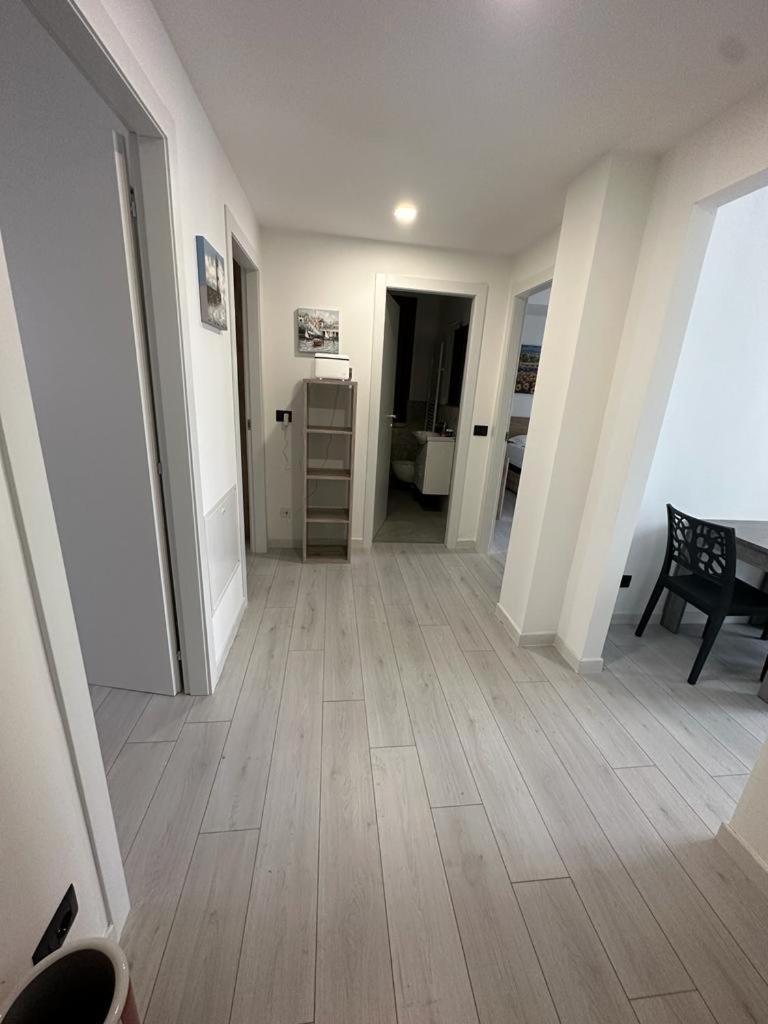Cavour Apartment Center Bardolino Ngoại thất bức ảnh